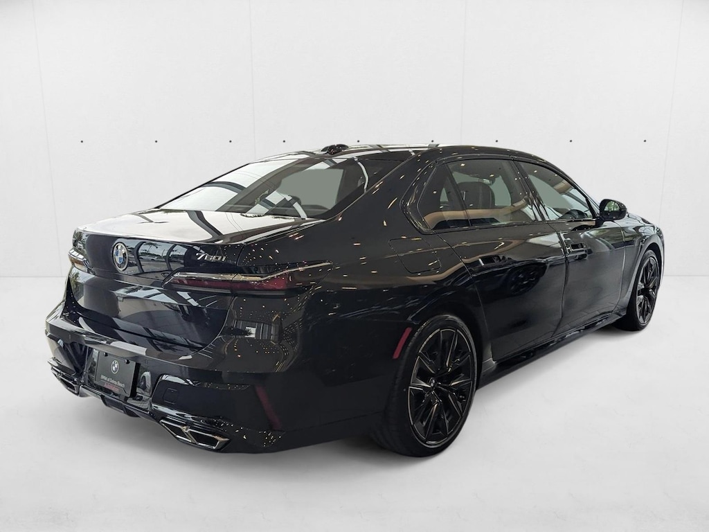 New 2026 BMW 760i xDrive Sedan