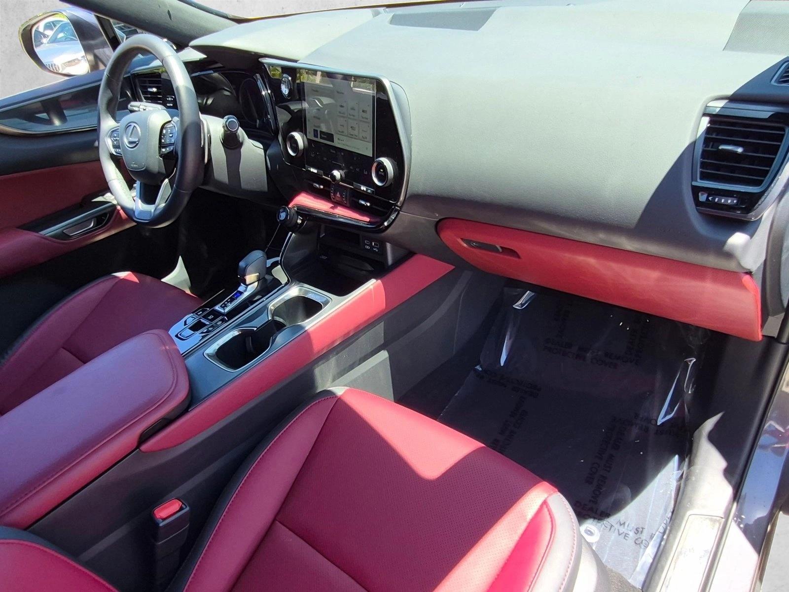 2024 Lexus NX 350 - Photo 22