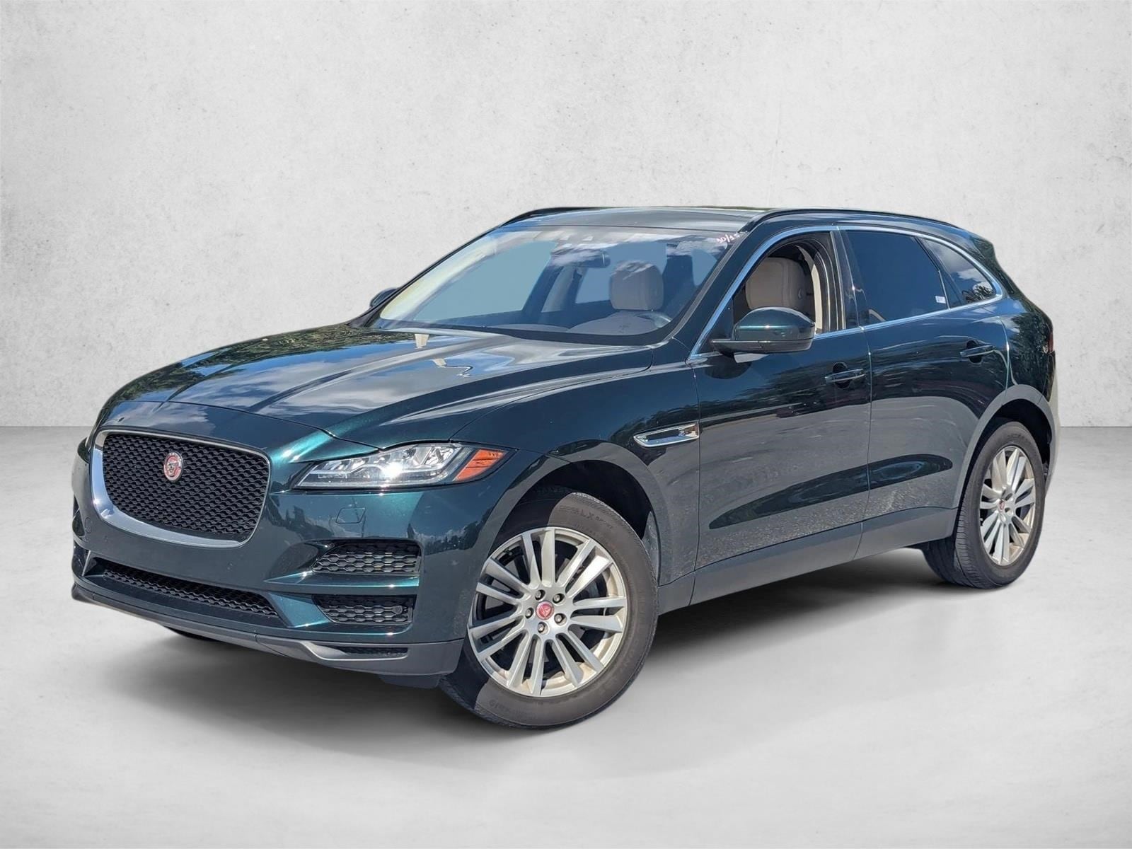 2017 Jaguar F-Pace Prestige