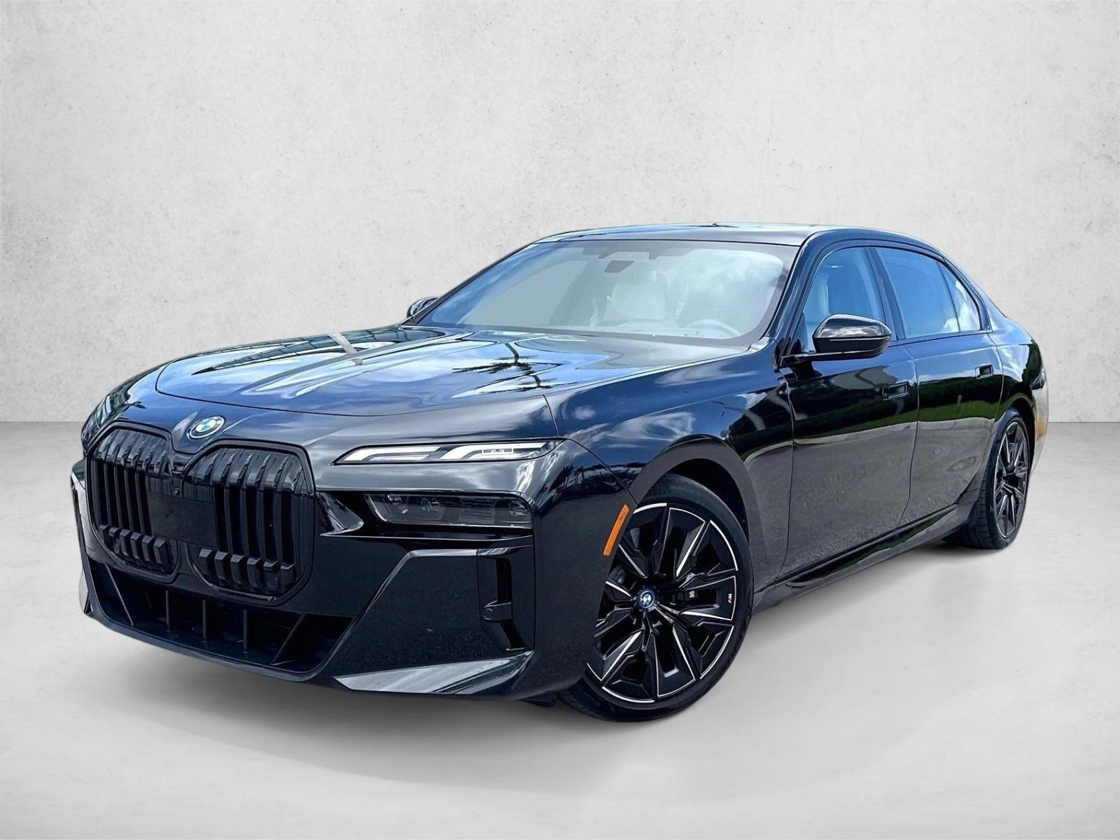  BMW i7
