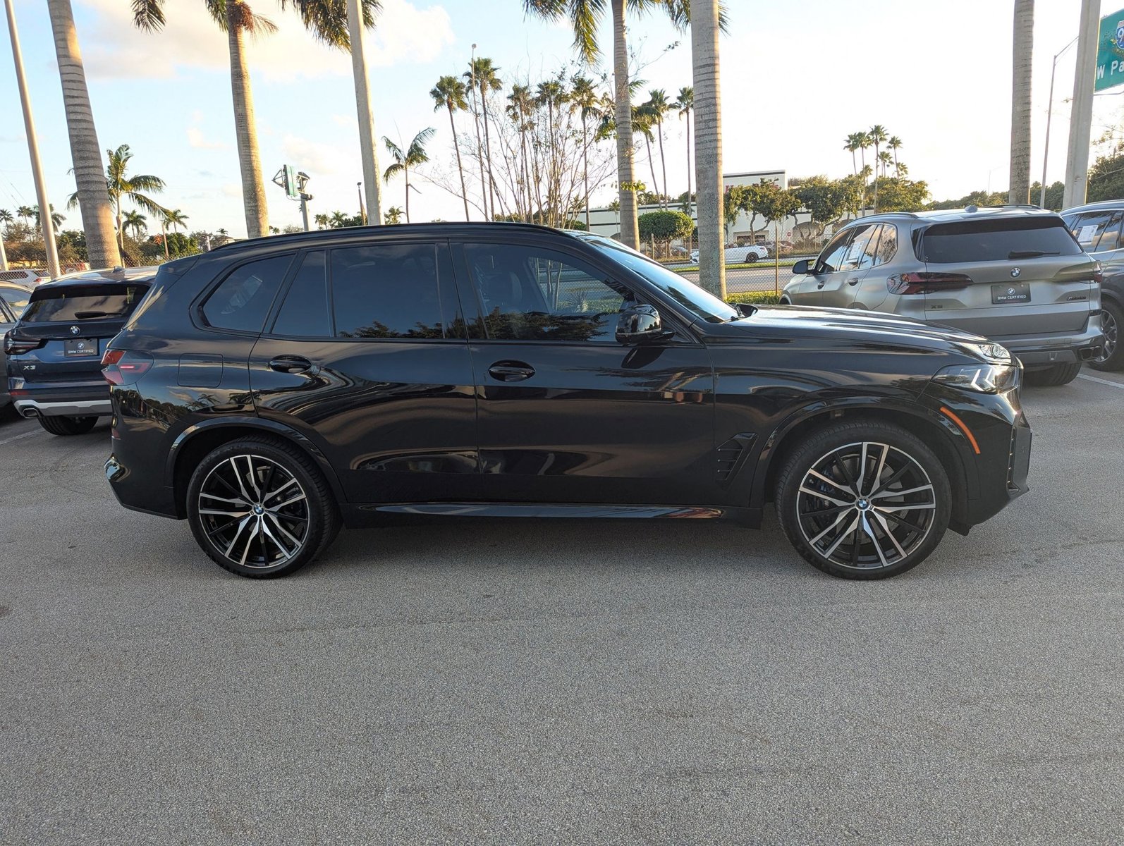 2024 Bmw X5 M60i photo 3