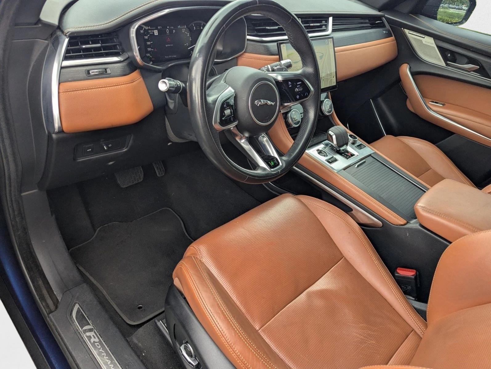 2022 Jaguar F-PACE P400 R-Dynamic S photo 2