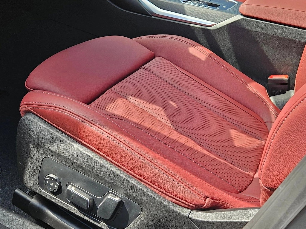 New 2026 BMW 330i NA Sedan