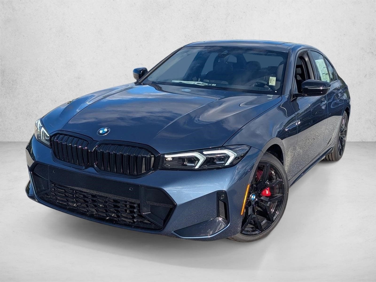 2026 BMW 3 Series 330i's photo