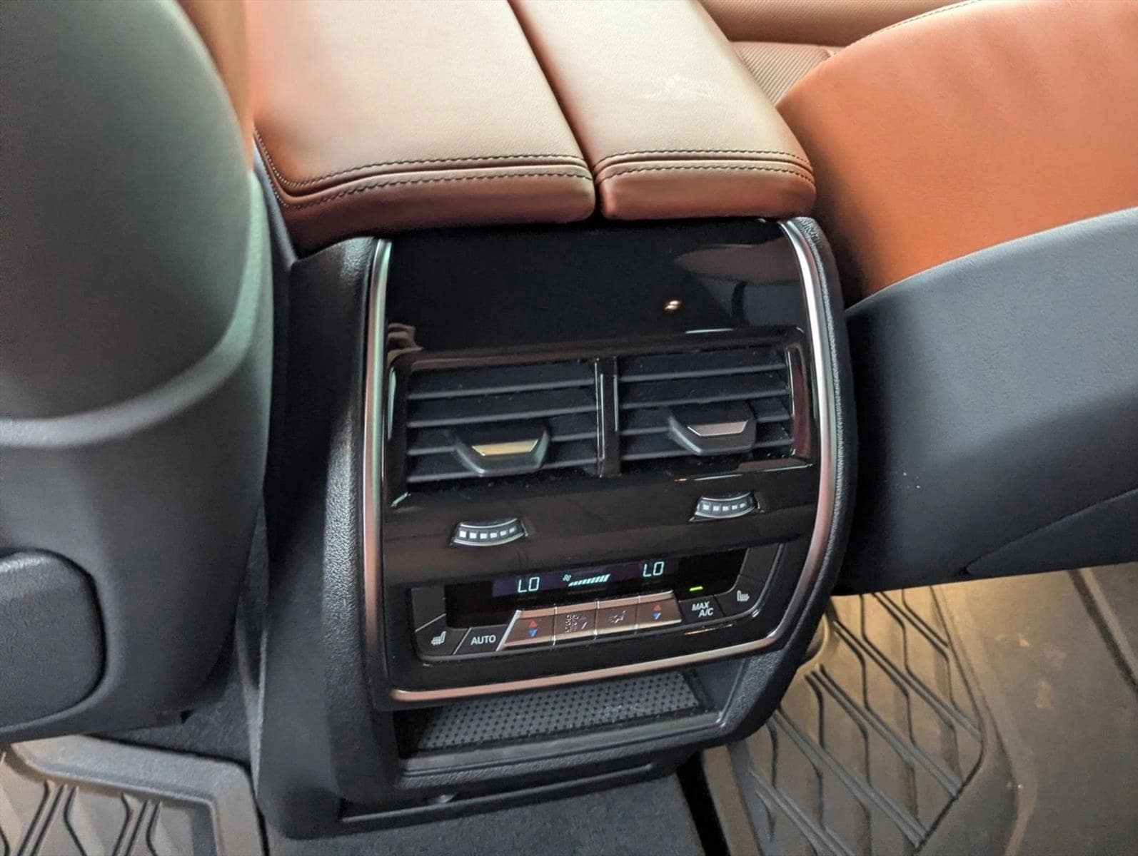 2026 BMW X5 40i - Photo 15