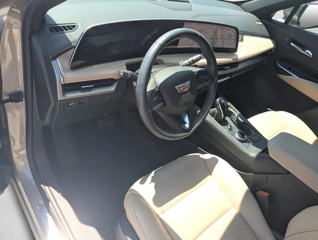 Used 2025 CADILLAC XT4 Premium Luxury SUV