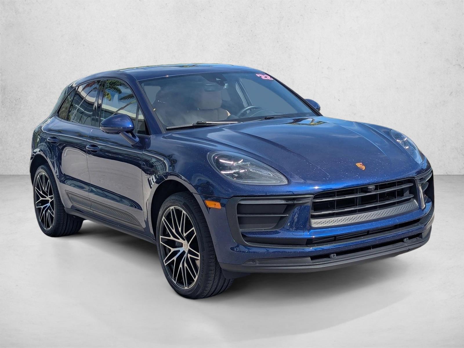 2022 Porsche Macan photo 3
