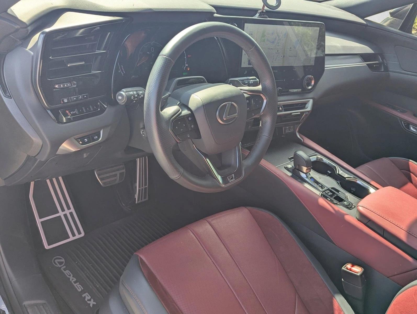 2024 Lexus RX 500h F SPORT Performance photo 3