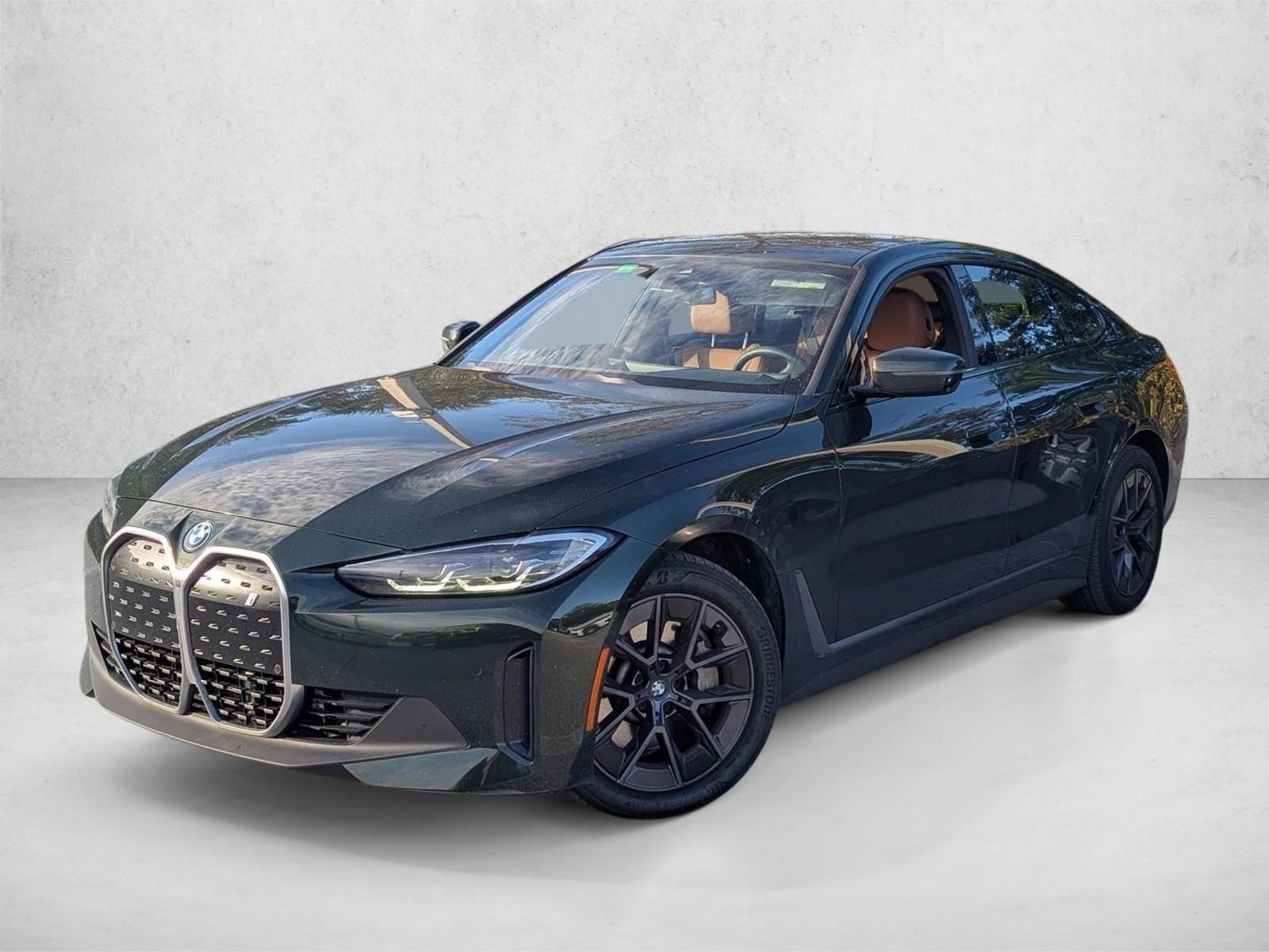 2023 BMW i4 M50's photo