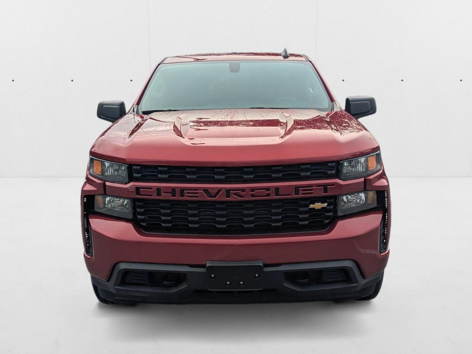 2021 Chevrolet Silverado 1500 Custom photo 2