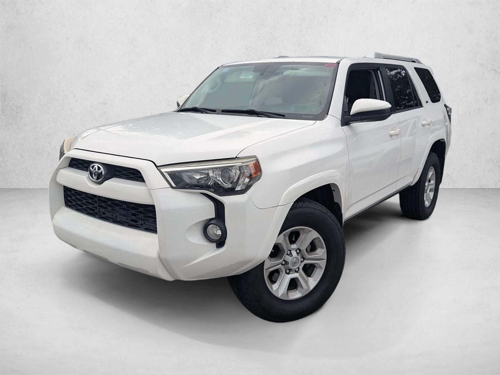 2018 Toyota 4Runner SR5 V6's photo