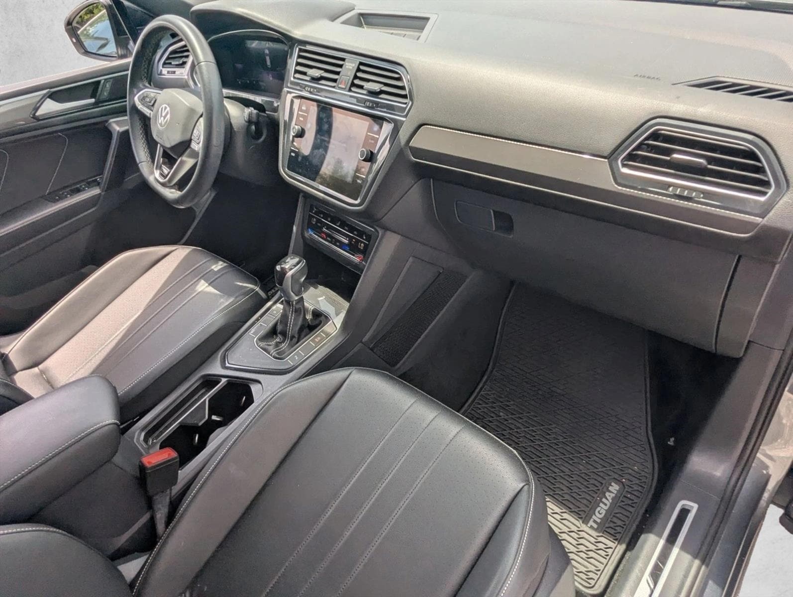 2023 Volkswagen Tiguan SE R-LINE BLACK - Photo 20