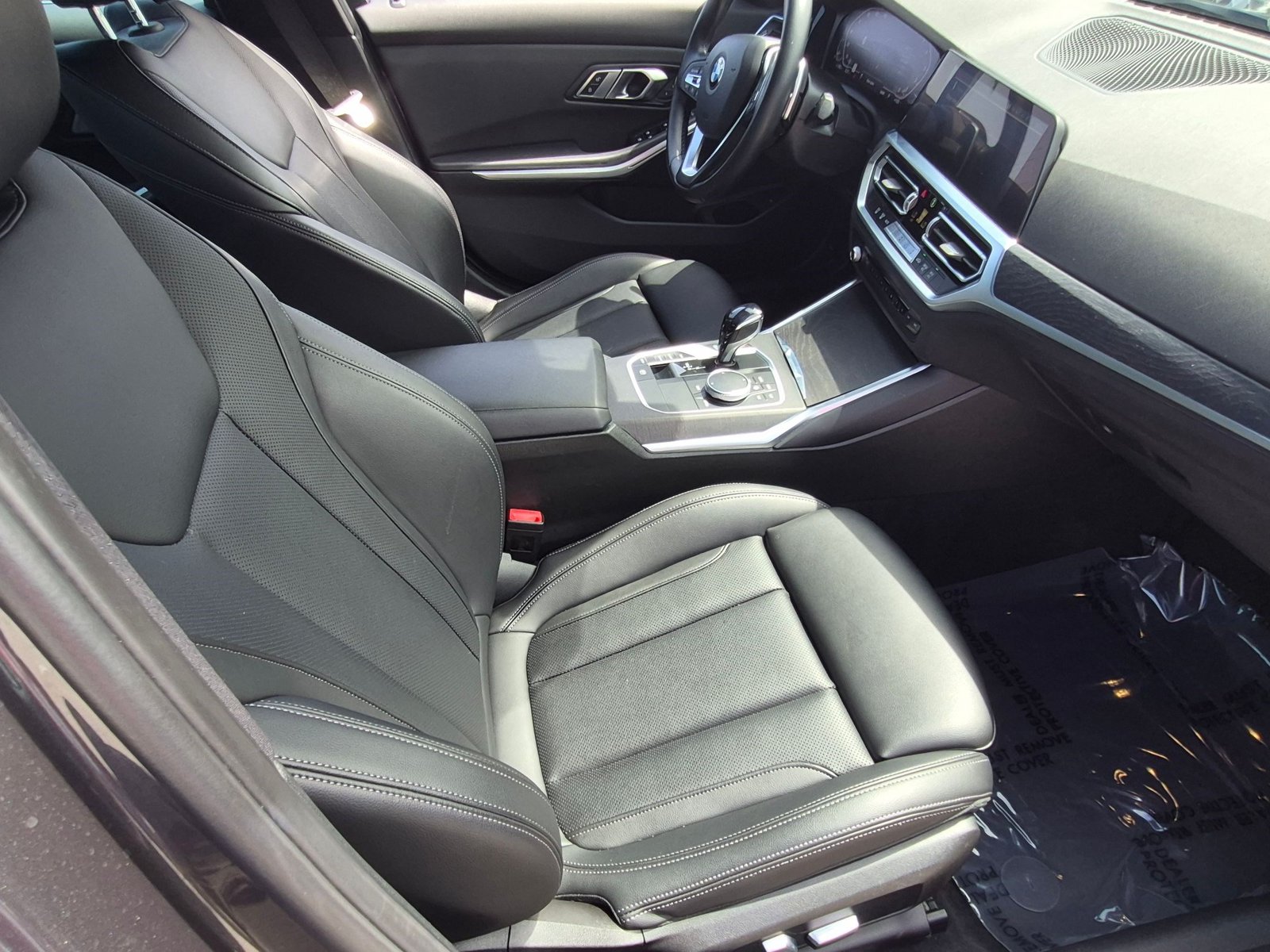 2022 BMW 3 Series 330i - Photo 22