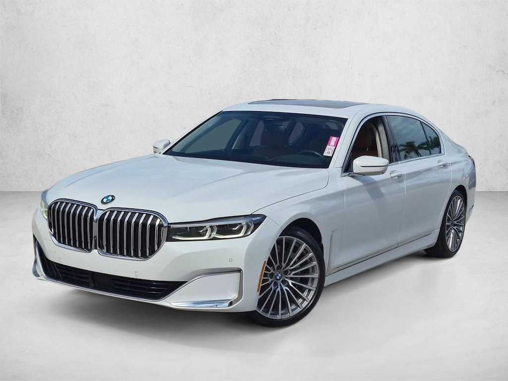 Used 2022 BMW 740i Sedan