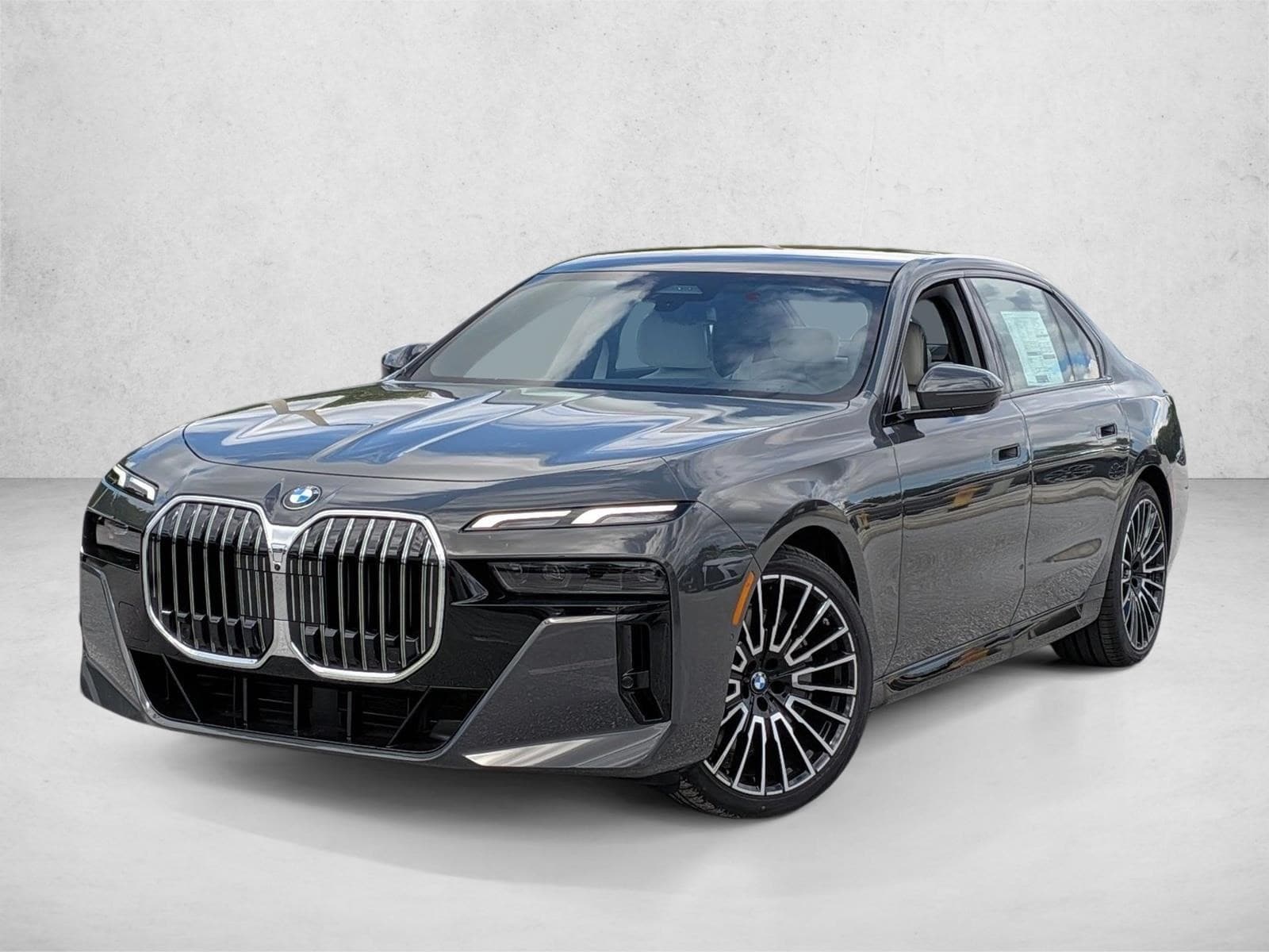 2026 BMW 7 Series 760i's photo