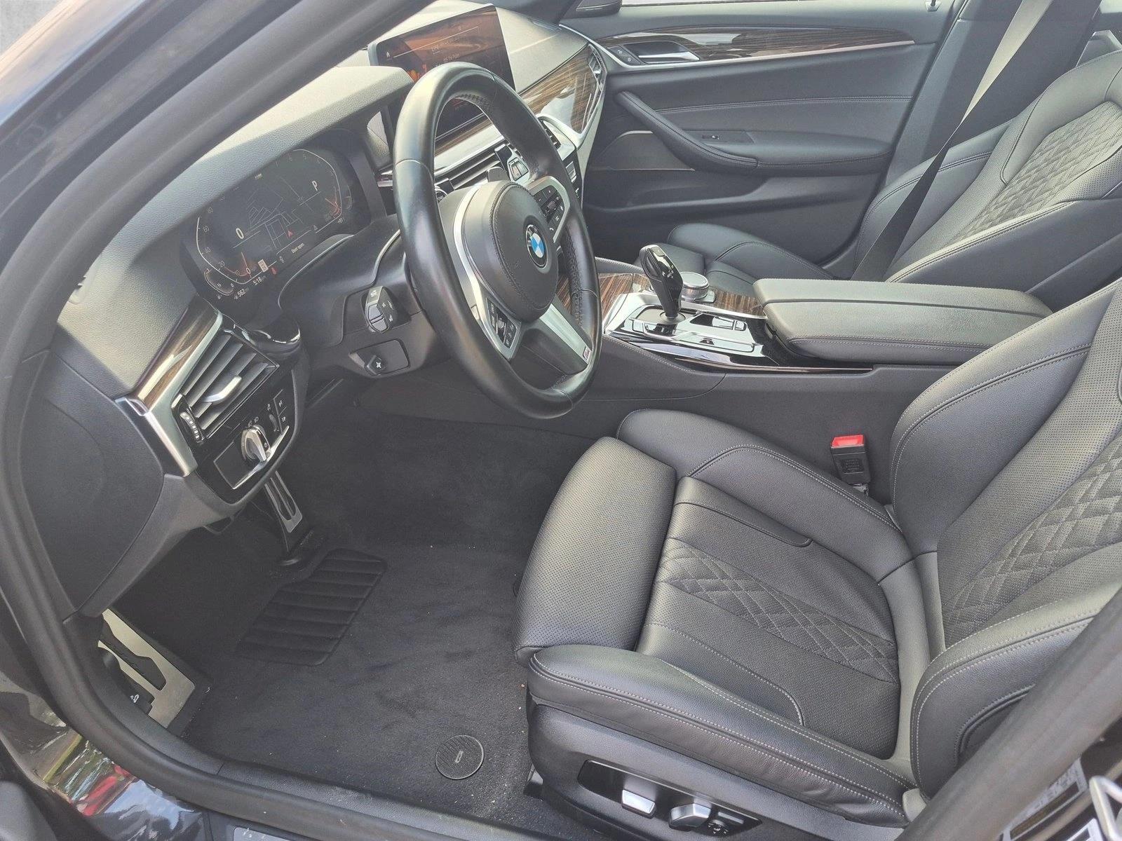 2021 BMW 5 Series 530i - Photo 12