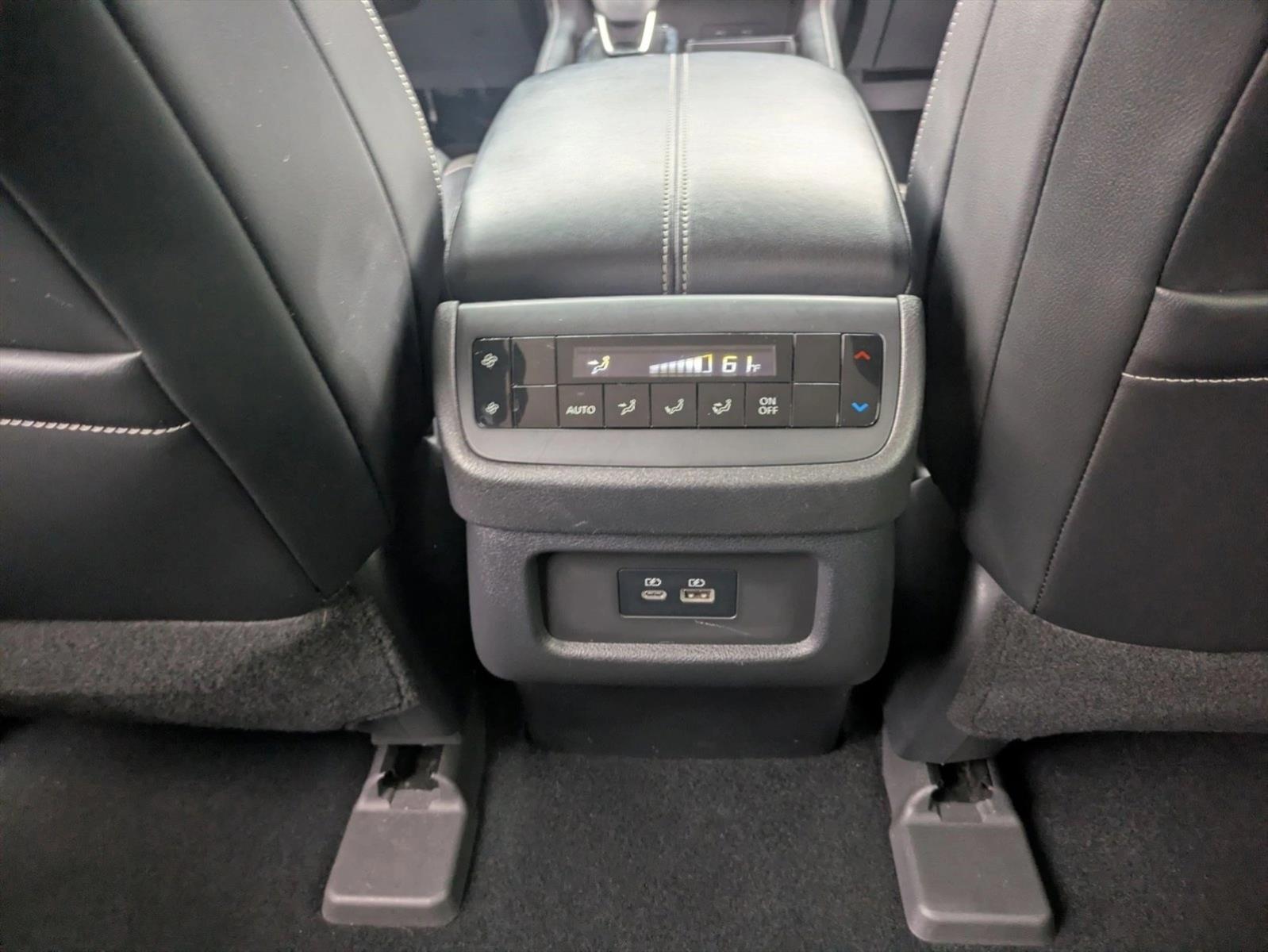 2022 Nissan Pathfinder SL - Photo 15