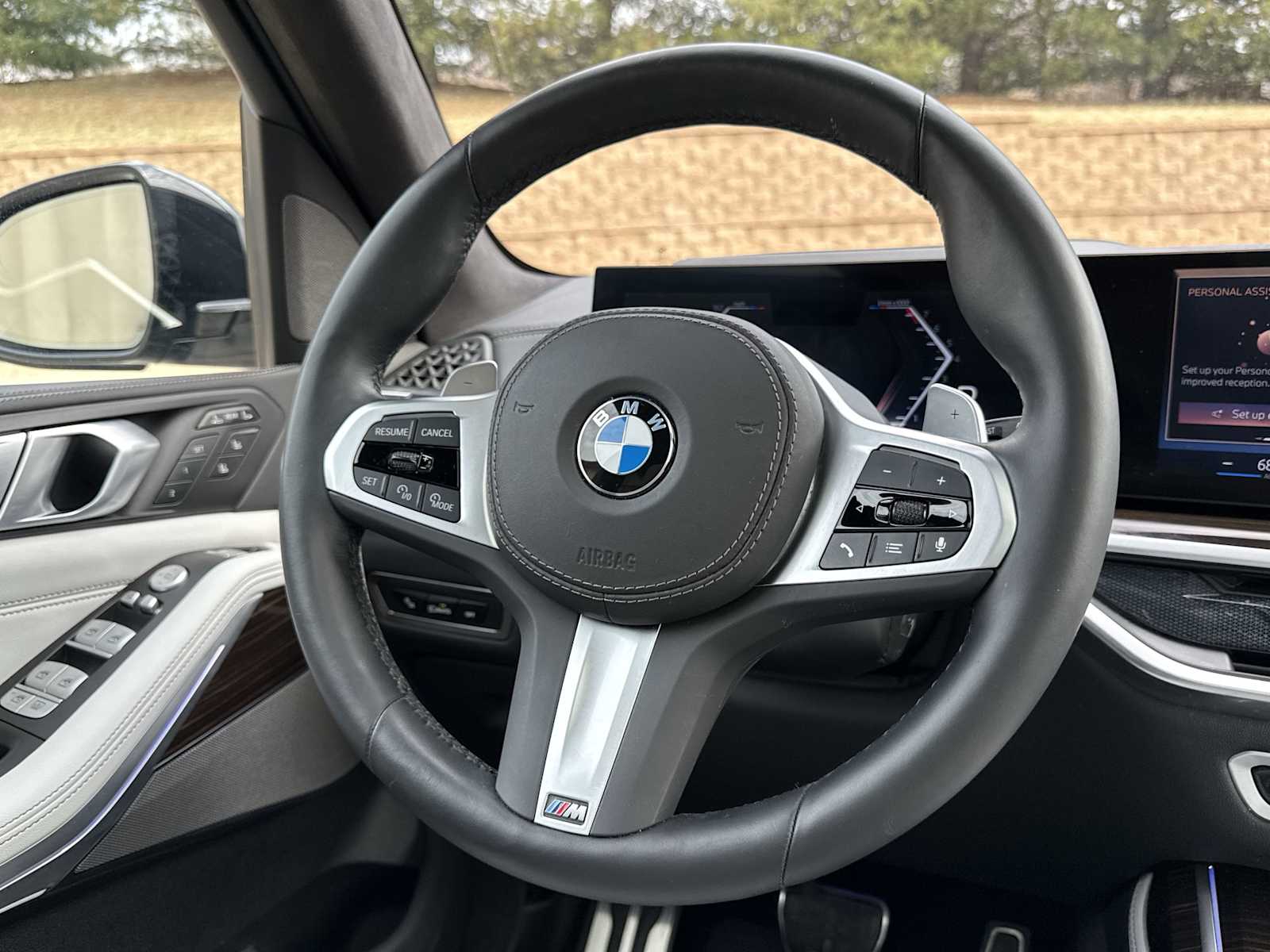 Thumbnail: 2024 BMW X7 - 25