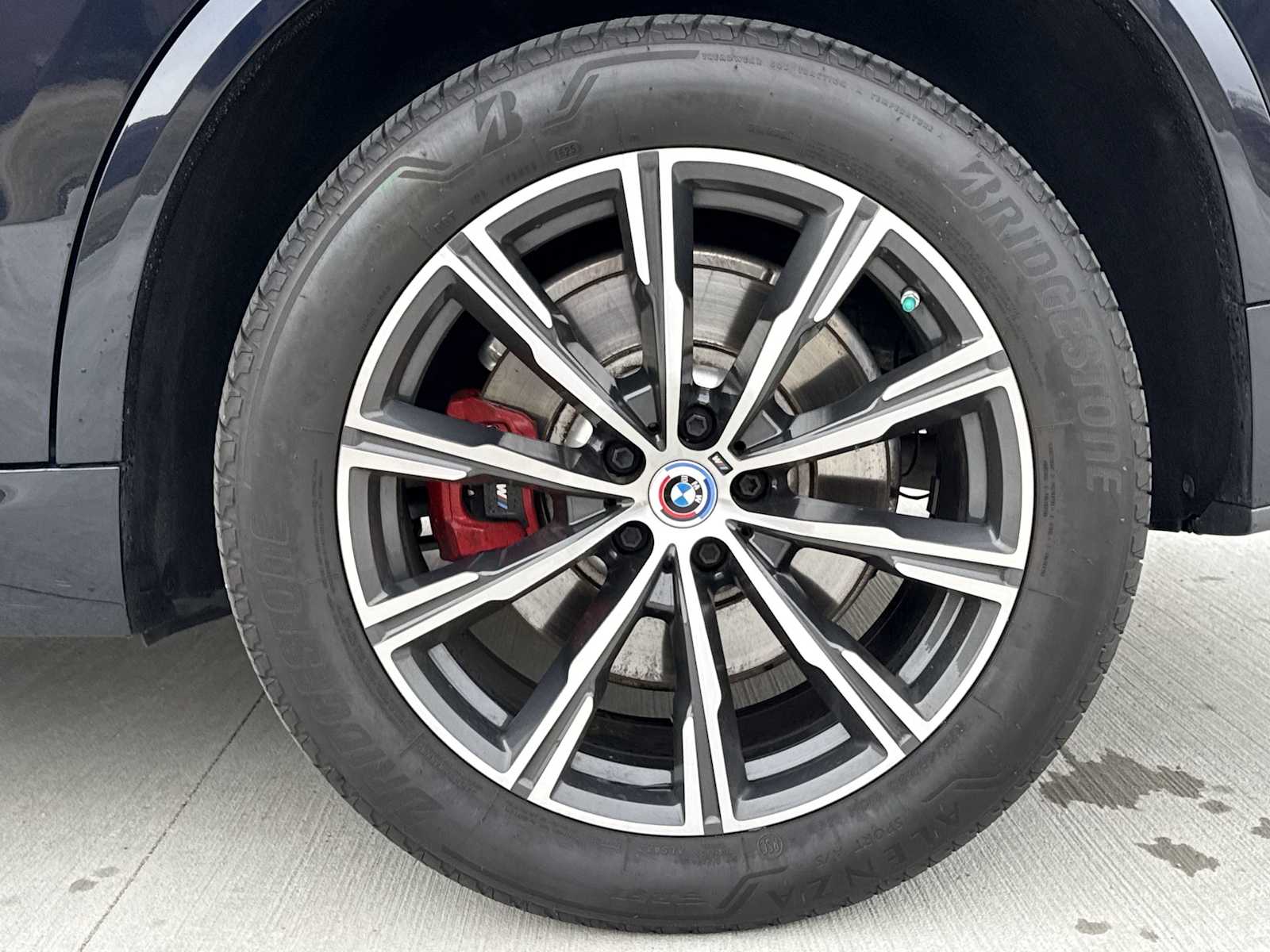 Thumbnail: 2023 BMW X5 - 15