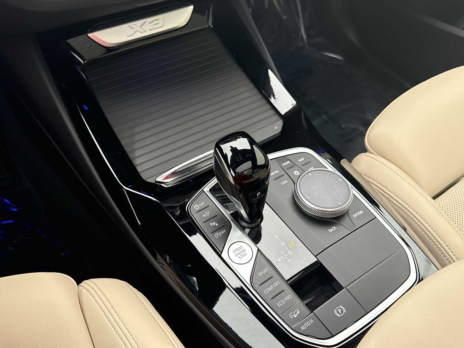 Thumbnail: 2024 BMW X3 - 30