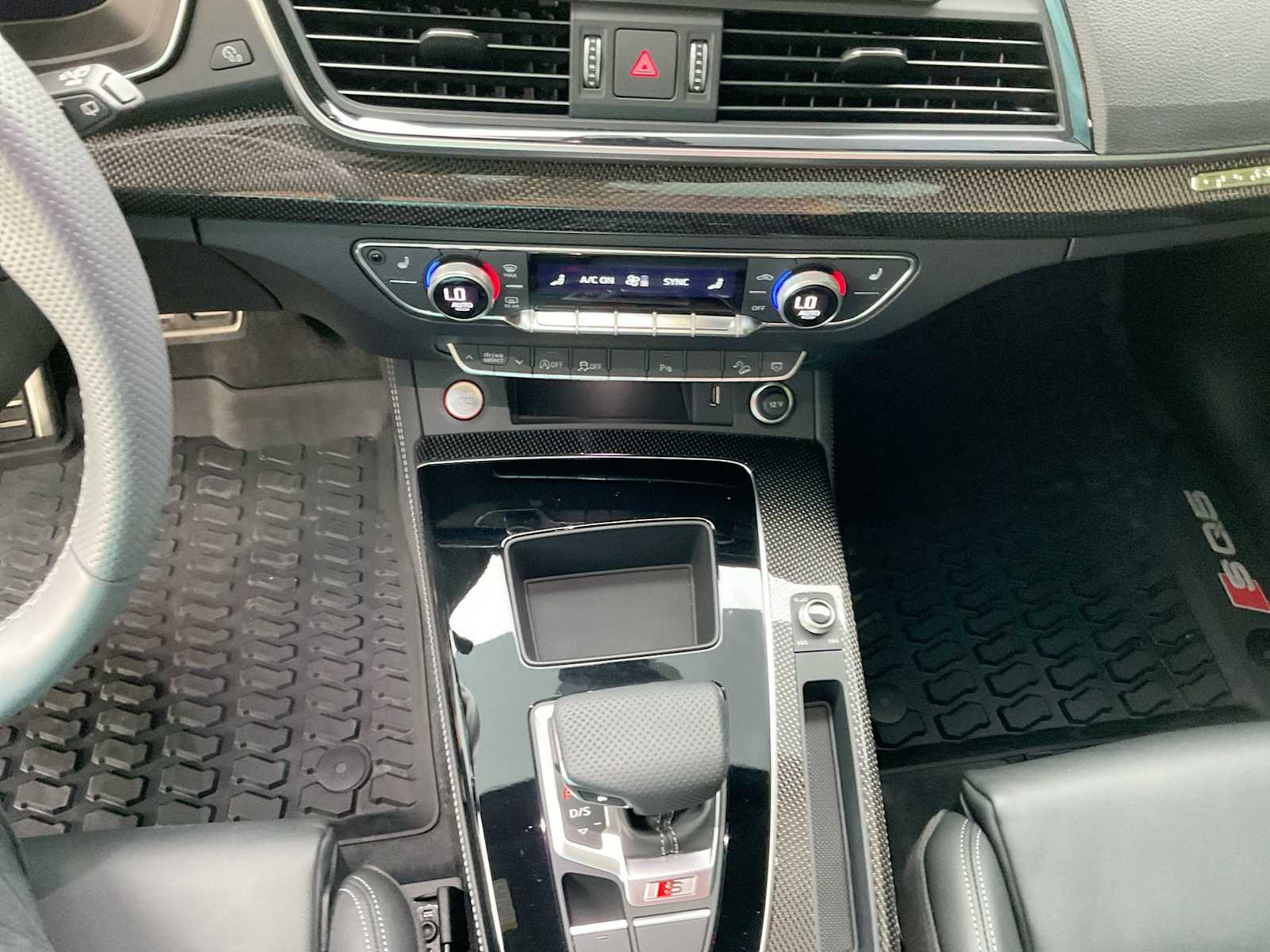 Thumbnail: 2024 Audi SQ5 - 29