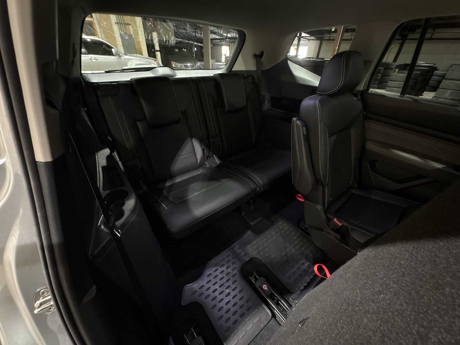 Thumbnail: 2023 Volkswagen Atlas - 18