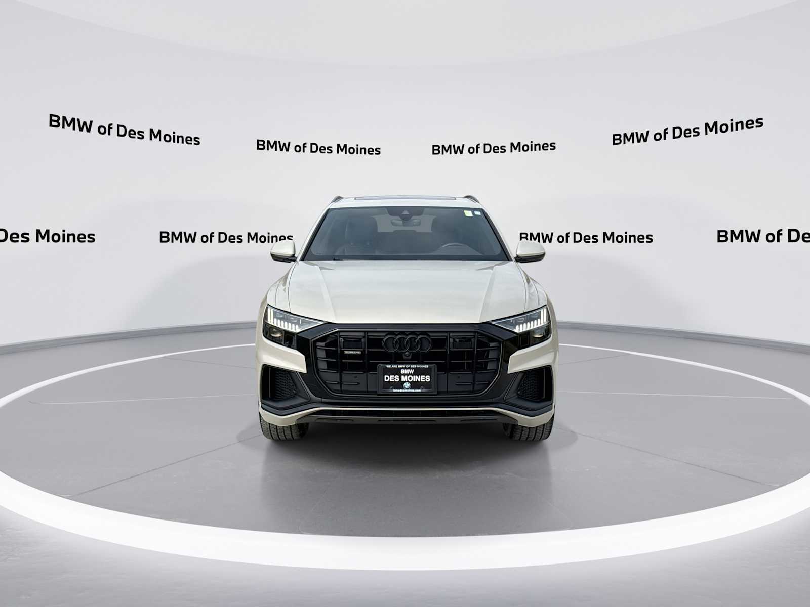 Thumbnail: 2022 Audi Q8 - 3