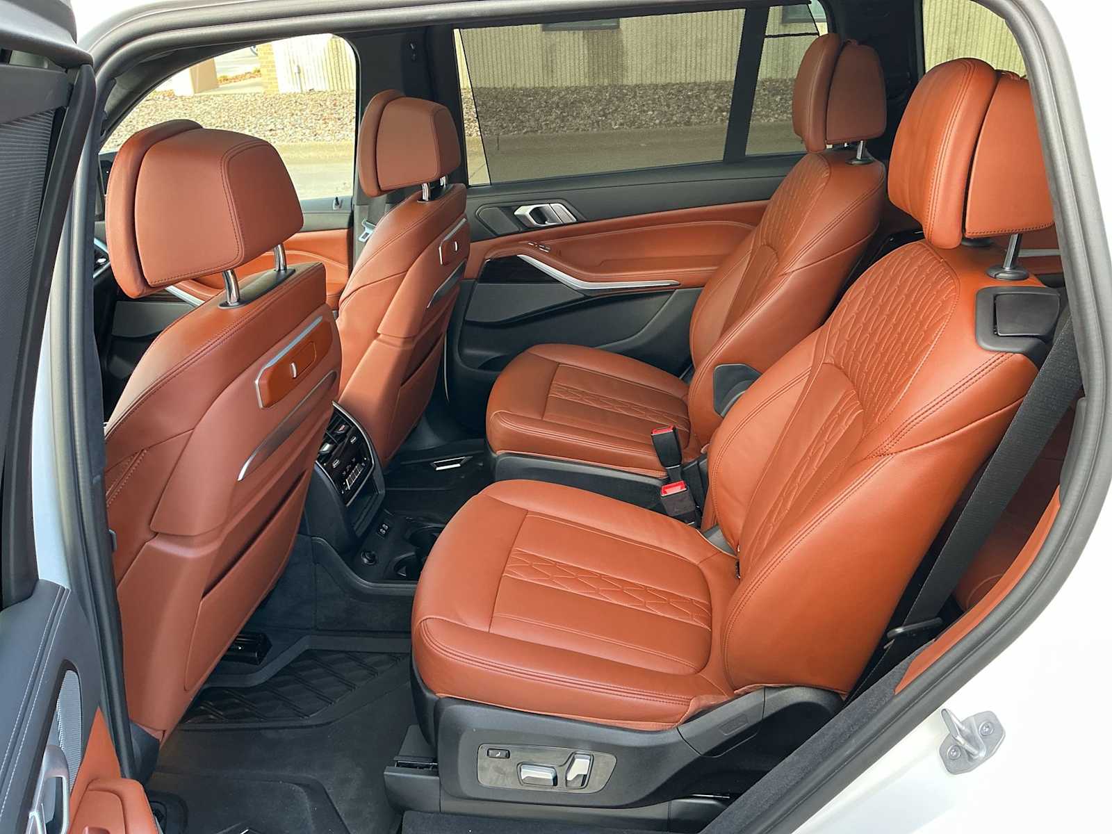 Thumbnail: 2023 BMW X7 - 12