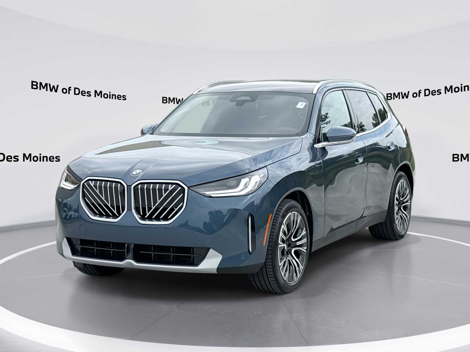 Thumbnail: 2026 BMW X3 - 1