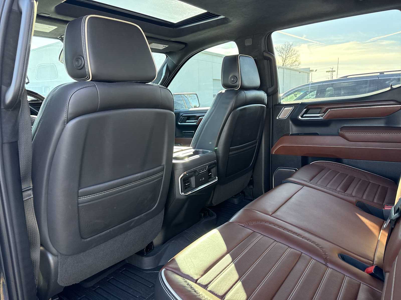 Thumbnail: 2023 GMC Sierra 1500 - 19