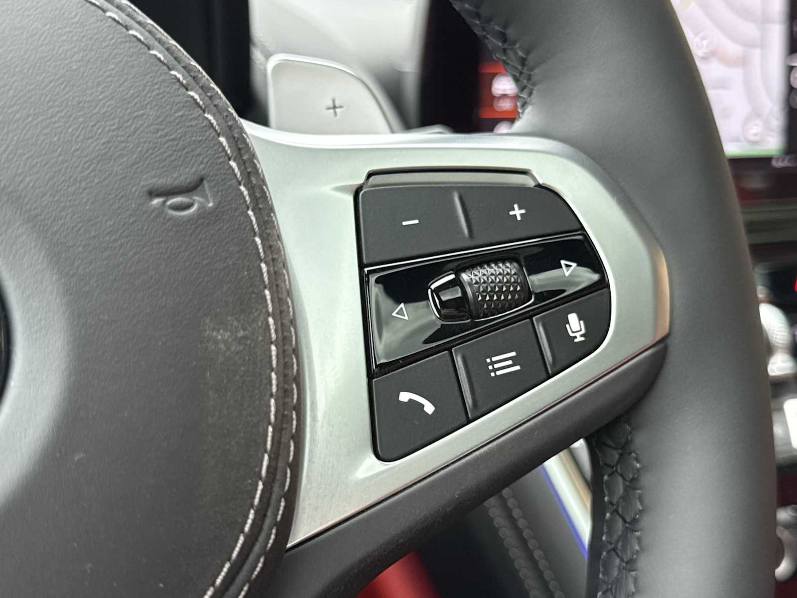 2026 BMW 8 Series 840i - Photo 27