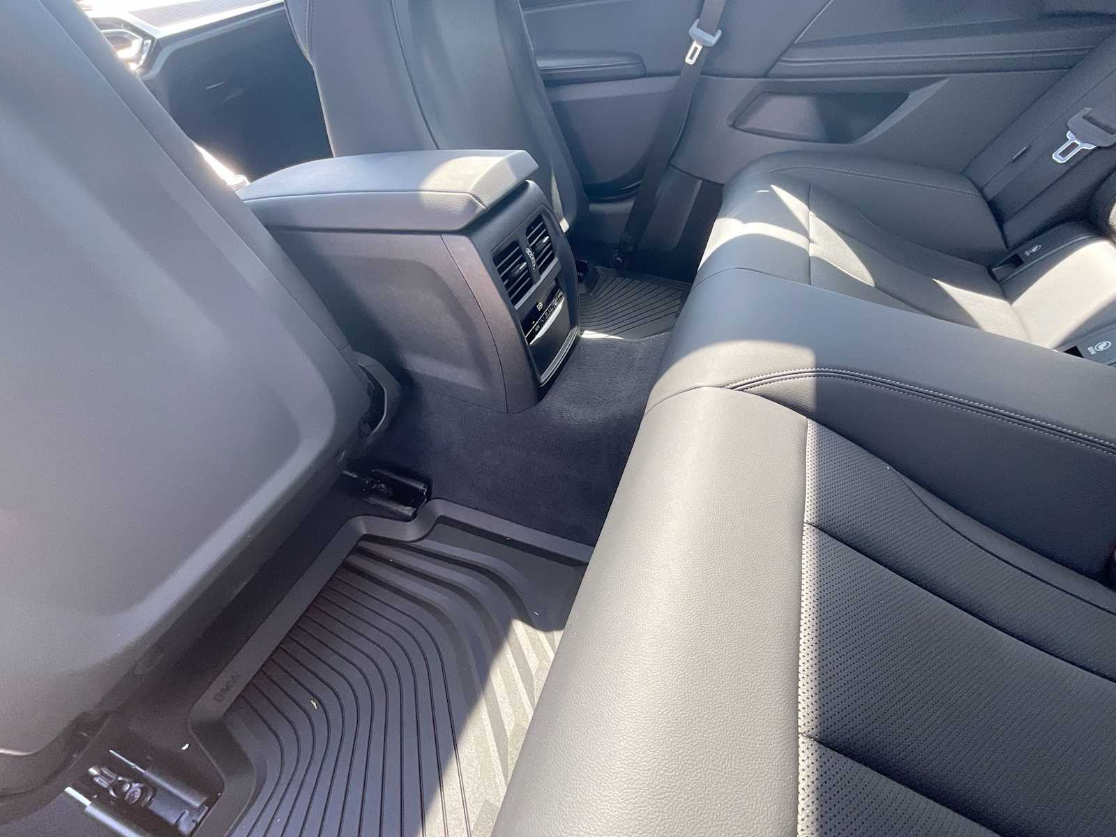 Thumbnail: 2024 BMW 4 Series - 18