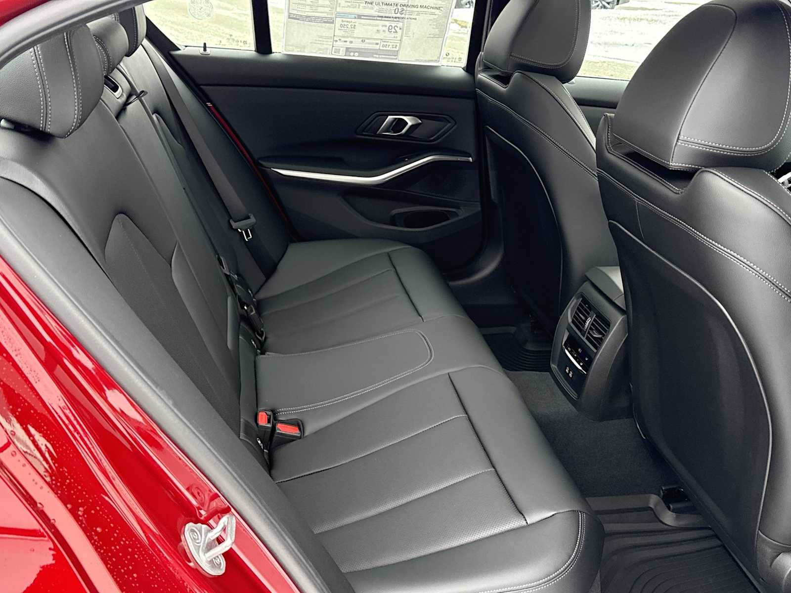 Thumbnail: 2026 BMW 3 Series - 27