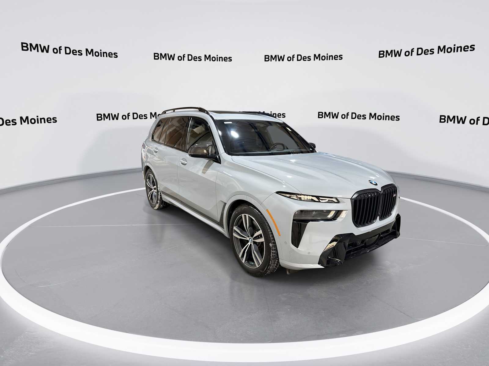 Thumbnail: 2023 BMW X7 - 2