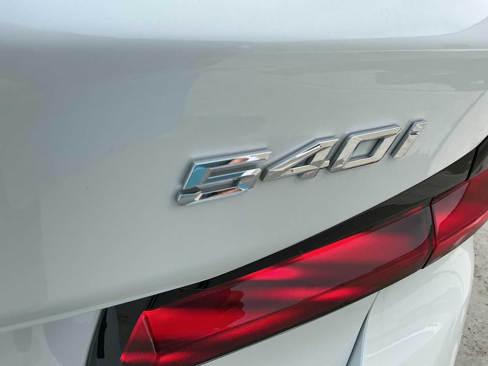 Thumbnail: 2022 BMW 5 Series - 16