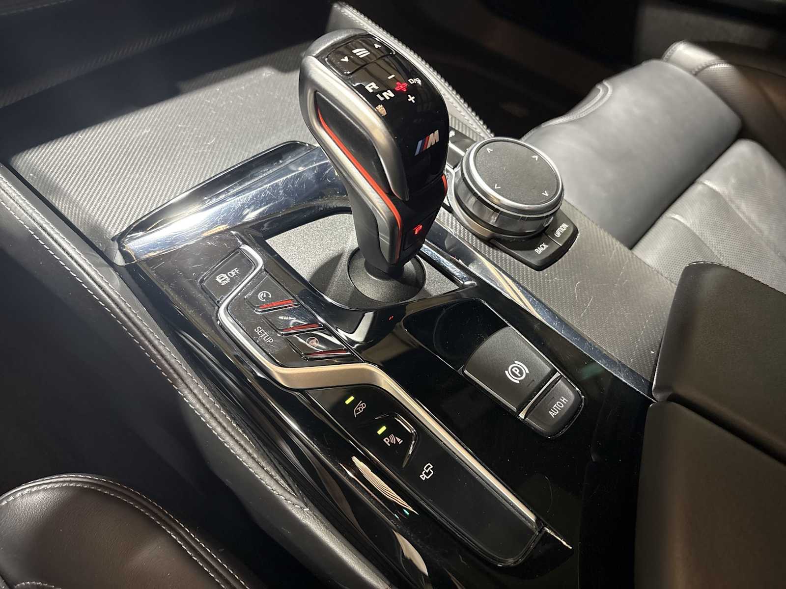 Thumbnail: 2019 BMW M5 - 32