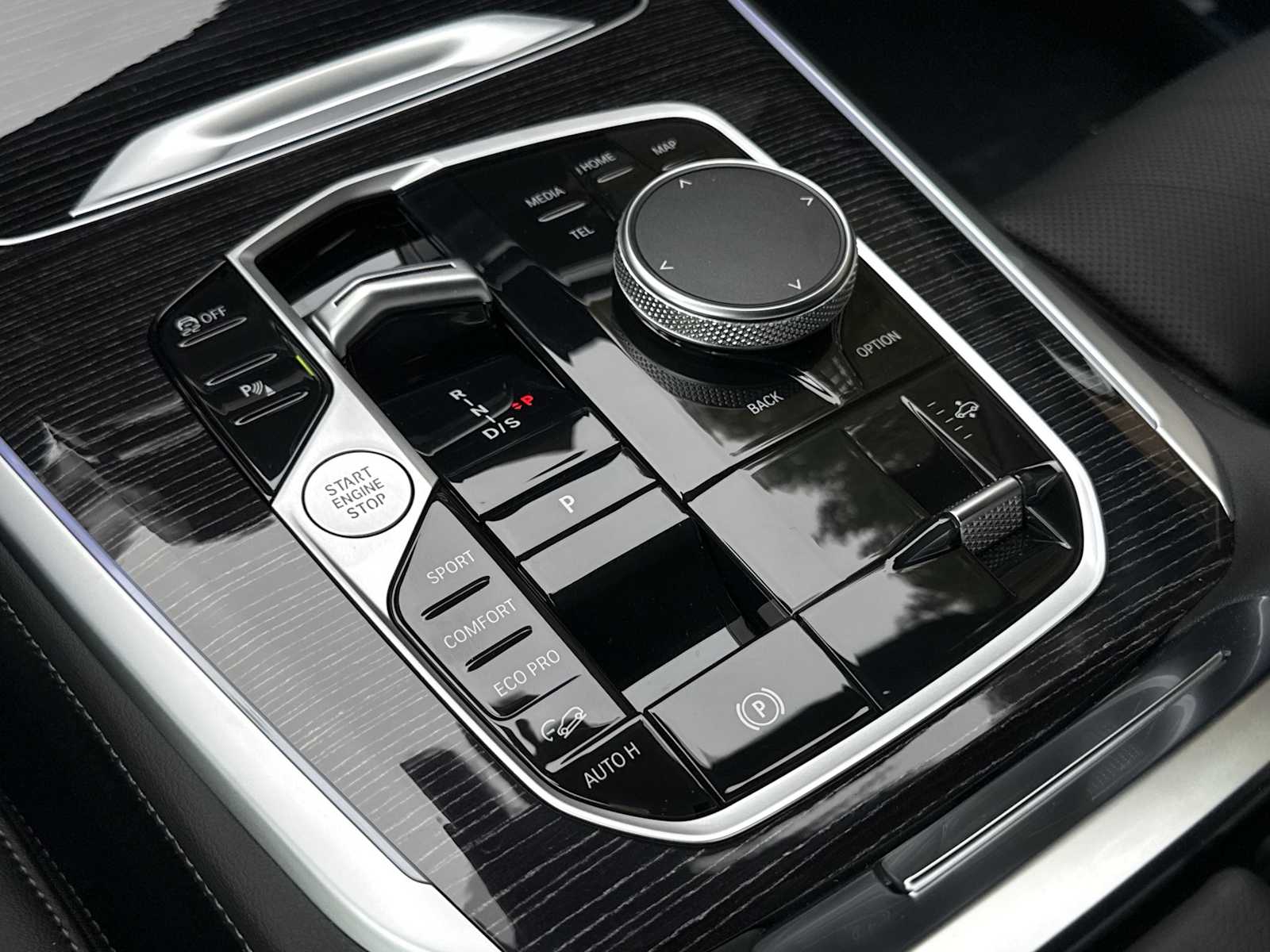 Thumbnail: 2026 BMW X5 - 34