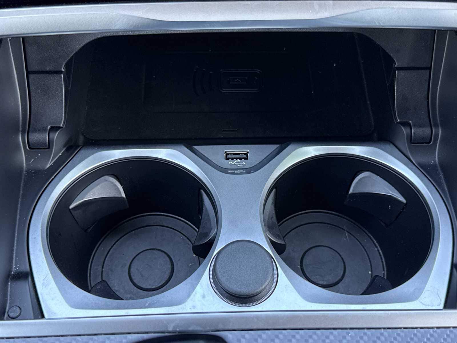 Thumbnail: 2025 BMW 8 Series - 31