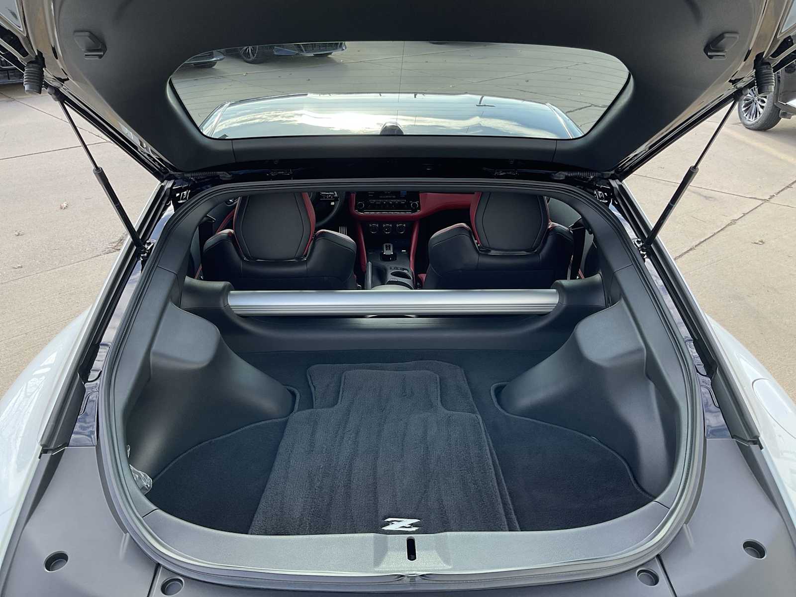 Thumbnail: 2024 Nissan Z - 32