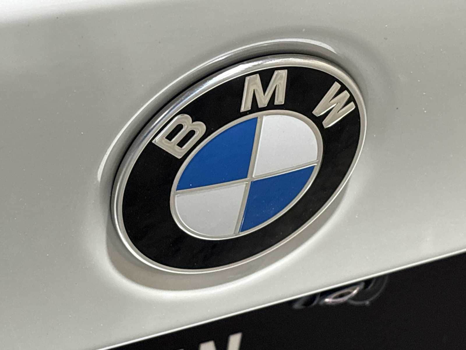 Thumbnail: 2023 BMW 3 Series - 11