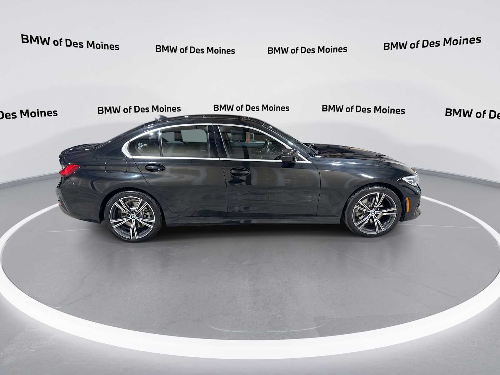 Thumbnail: 2019 BMW 3 Series - 9