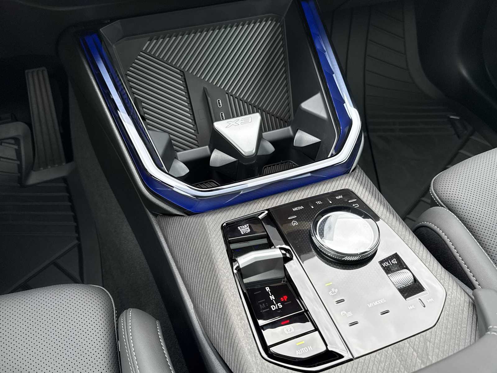 Thumbnail: 2026 BMW X3 - 30