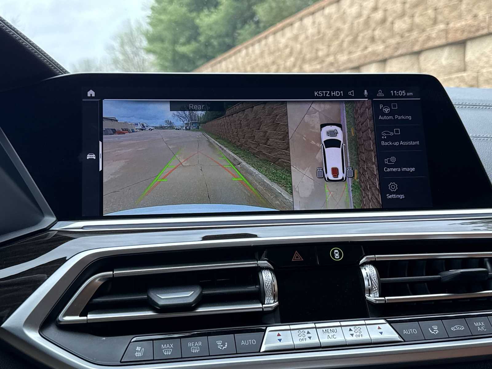 Thumbnail: 2020 BMW X7 - 32