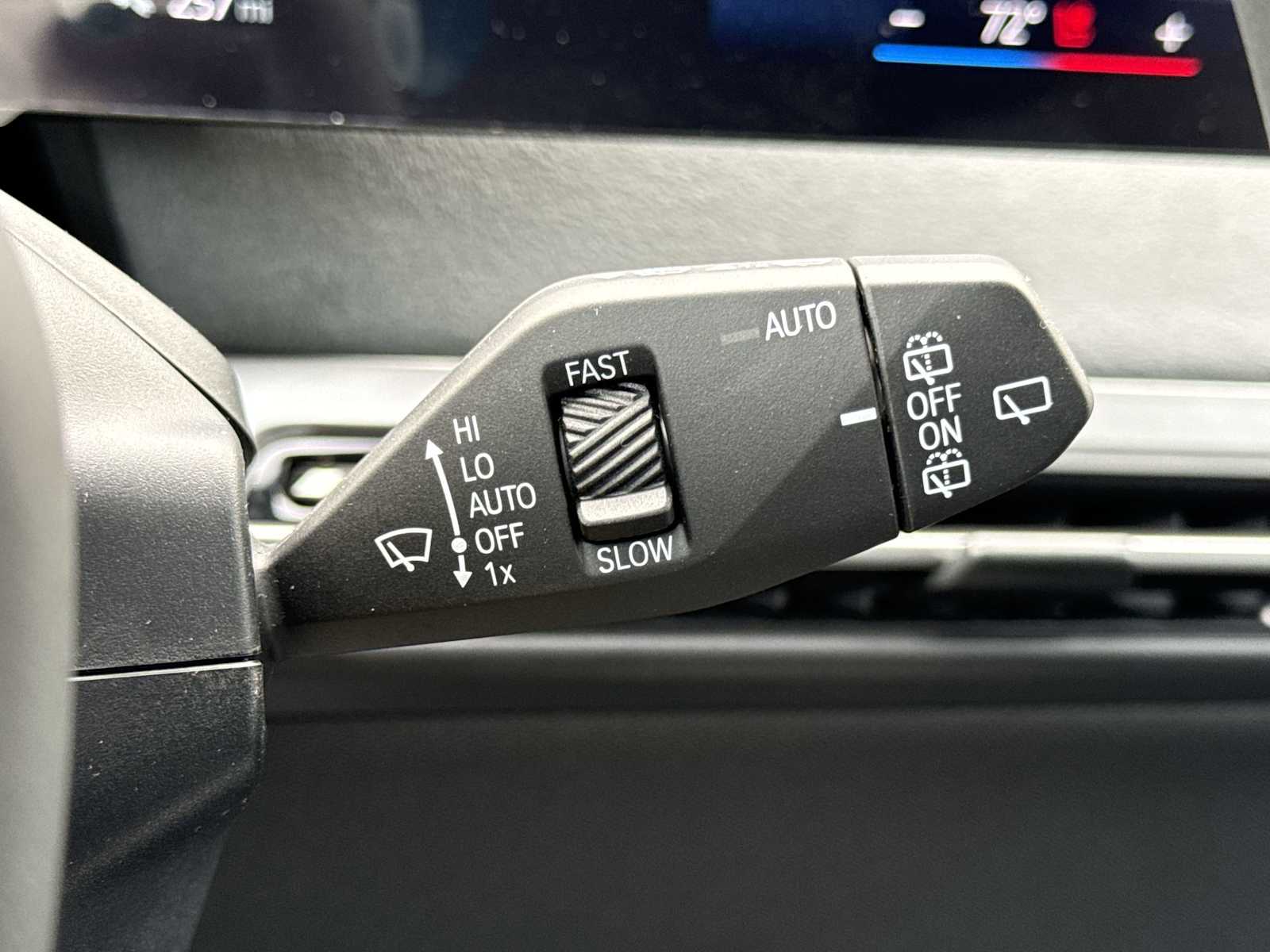 Thumbnail: 2026 BMW iX - 27