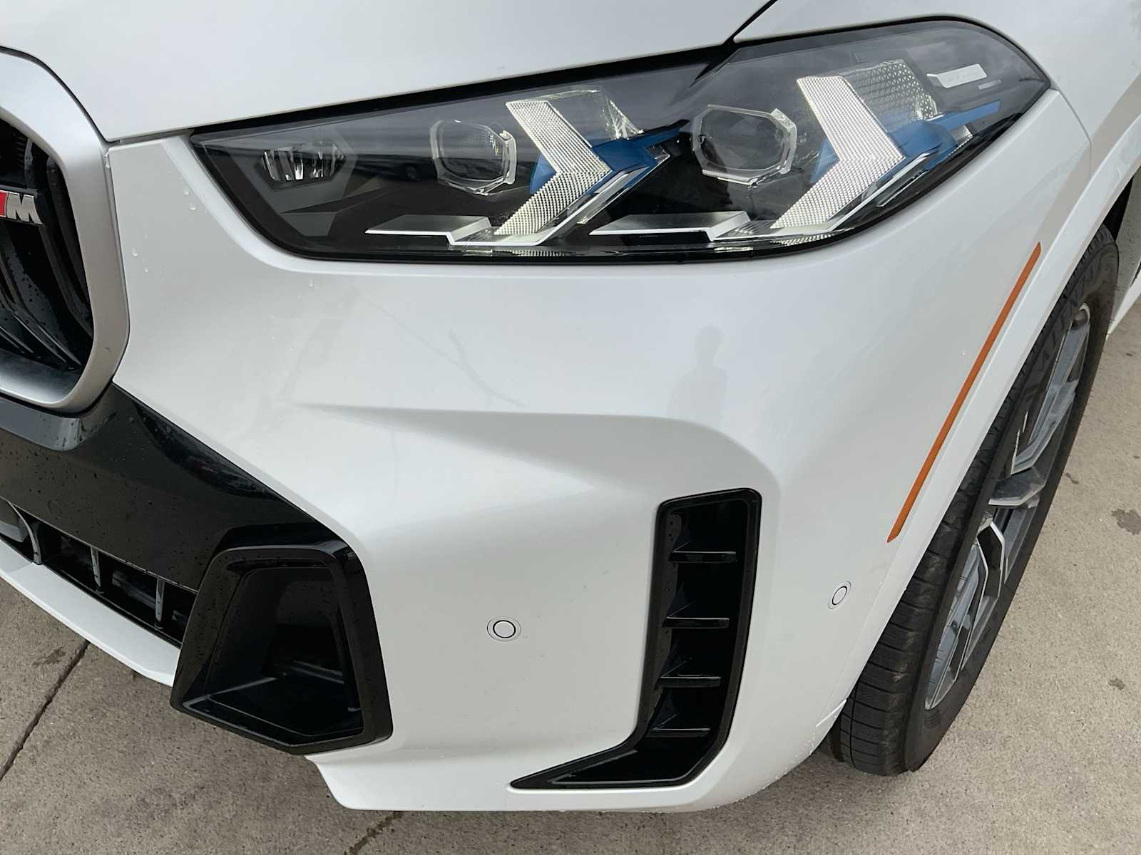 2025 BMW X5 M60i 11