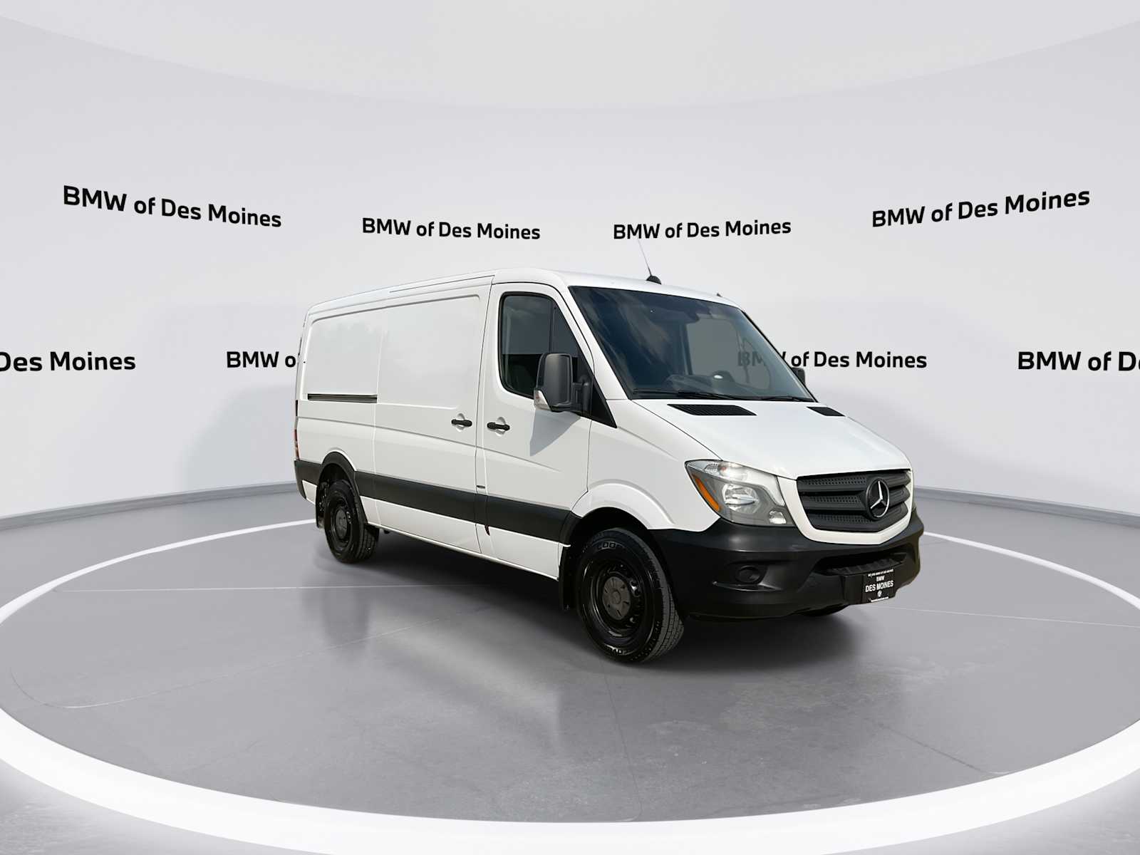 Thumbnail: 2016 Mercedes-Benz Sprinter - 2