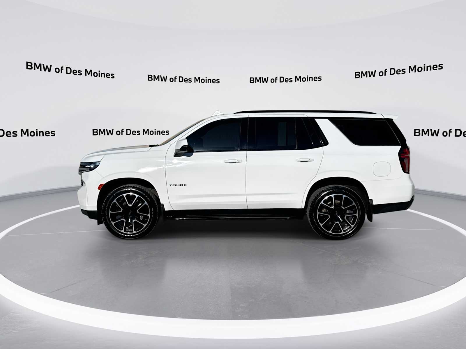 Thumbnail: 2022 Chevrolet Tahoe - 5