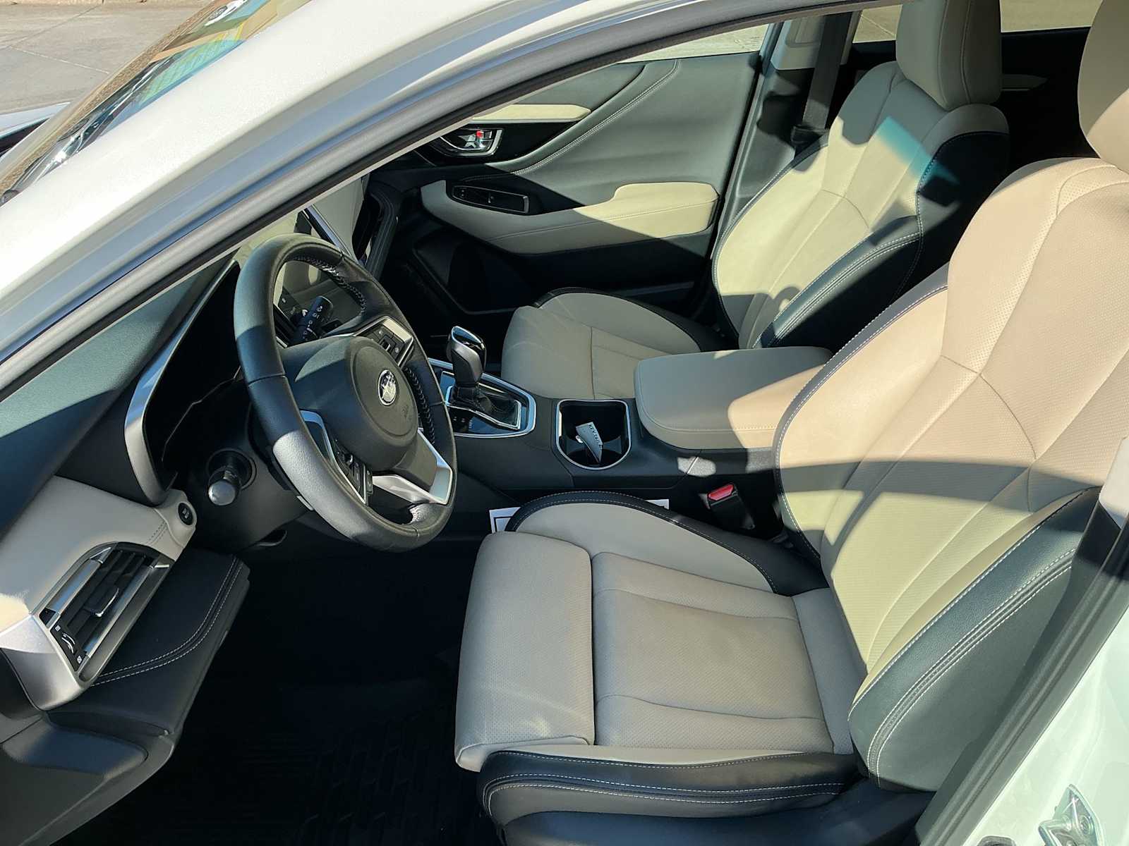 Thumbnail: 2022 Subaru Outback - 11