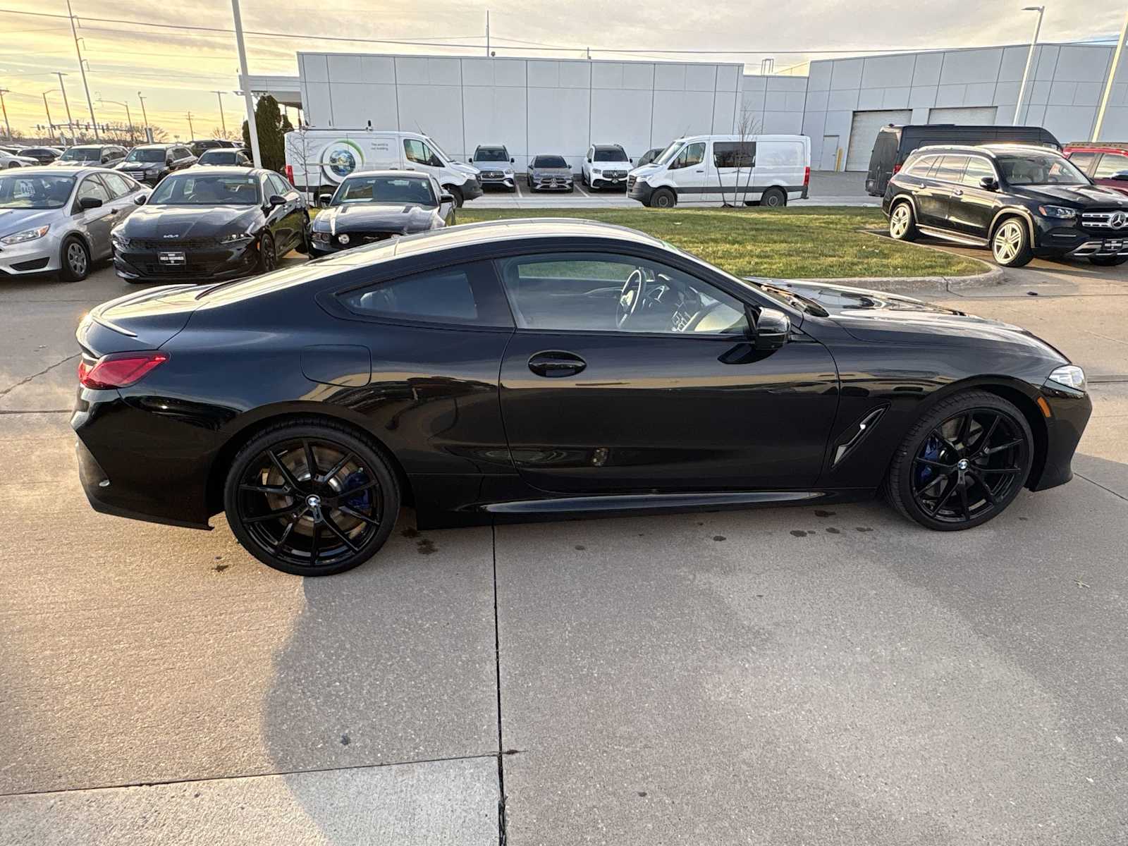 Thumbnail: 2025 BMW 8 Series - 15