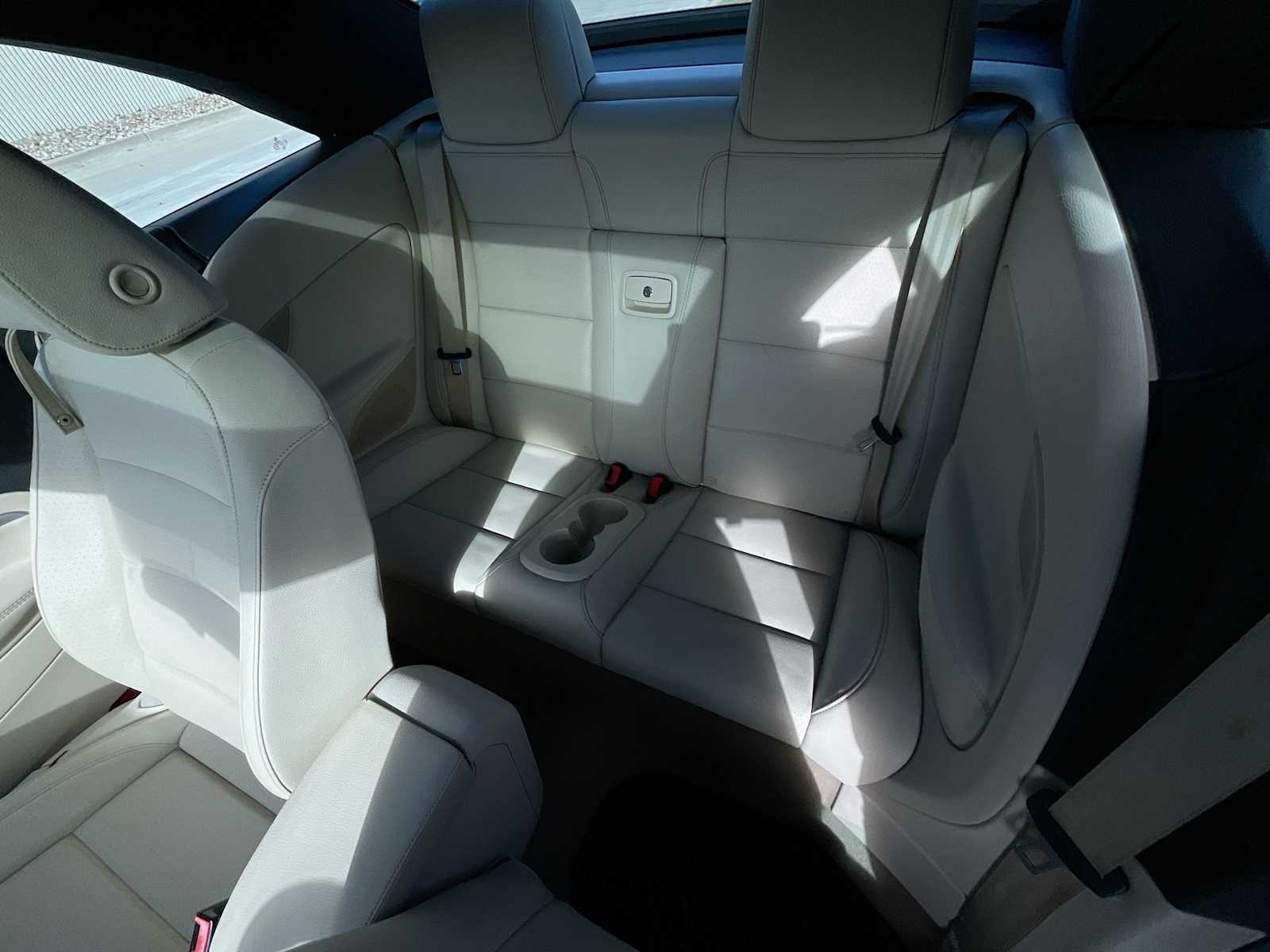 Thumbnail: 2014 Volkswagen Eos - 13